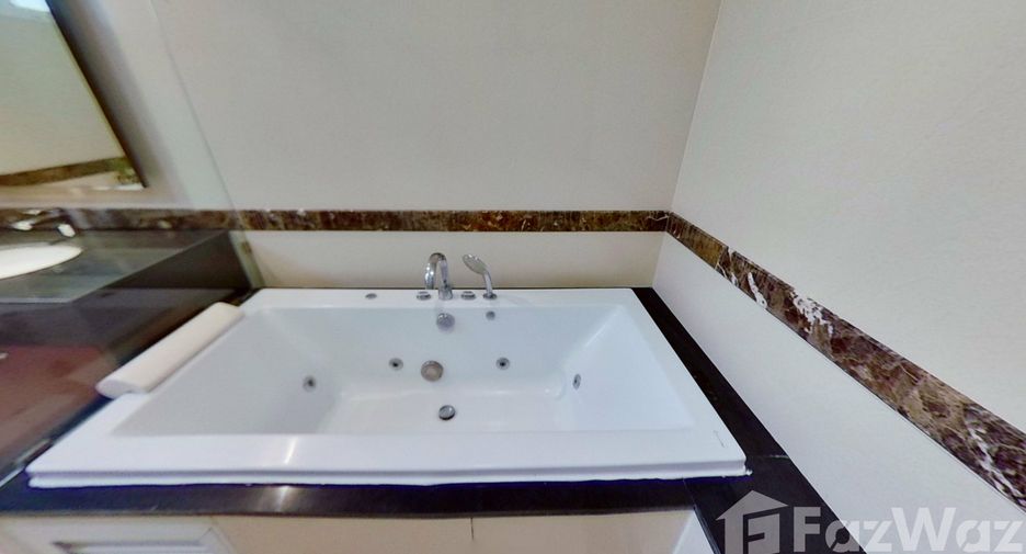 Wohnung zur Miete mit 3 Zimmer in Watthana, Bangkok