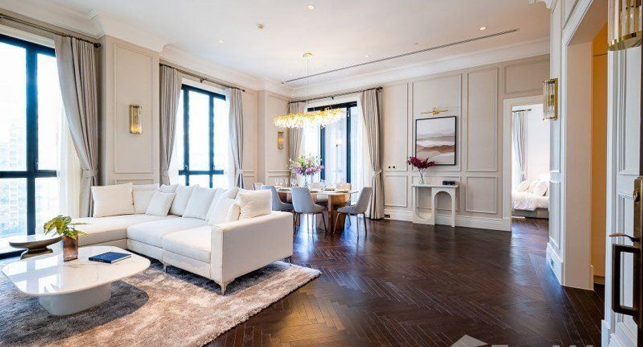 For rent 2 bedrooms condo in Pathum Wan, Bangkok