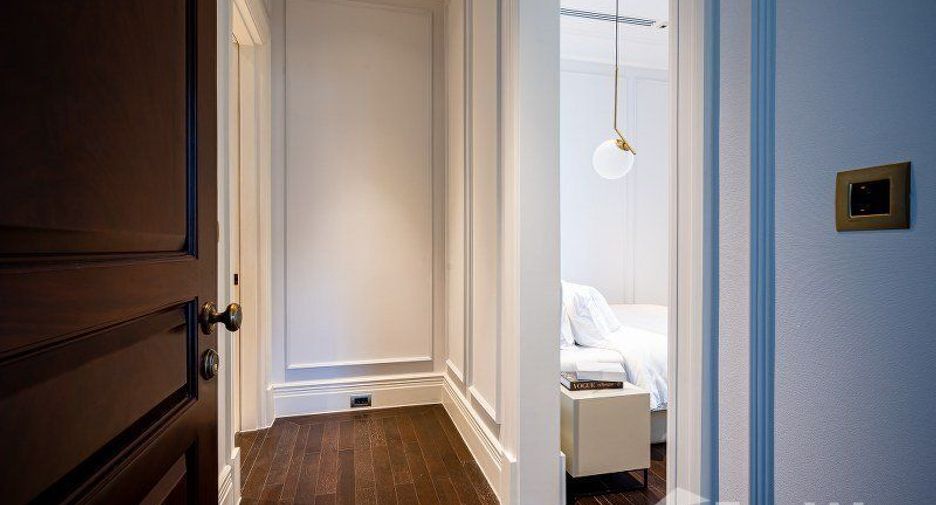 For rent 2 bedrooms condo in Pathum Wan, Bangkok