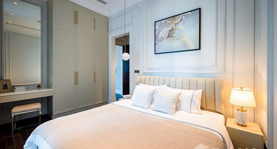For rent 2 bedrooms condo in Pathum Wan, Bangkok