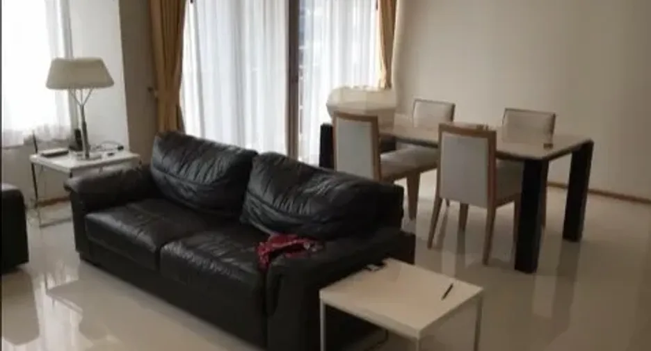 For rent 2 bedrooms condo in Khlong Toei, Bangkok
