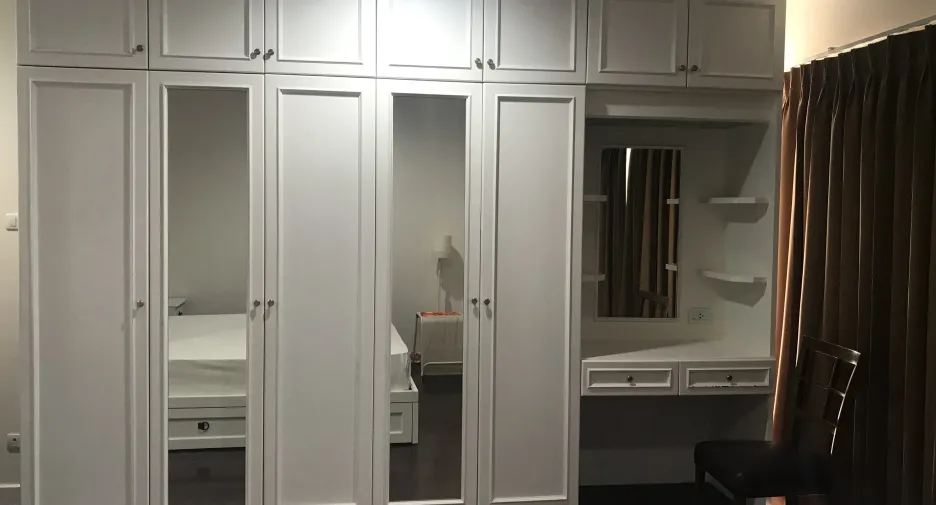 For rent 3 bedrooms condo in Watthana, Bangkok