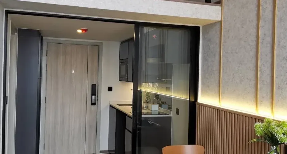 For rent 1 bed condo in Bang Rak, Bangkok