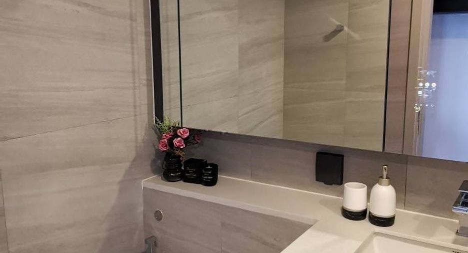 For rent 1 bed condo in Bang Rak, Bangkok