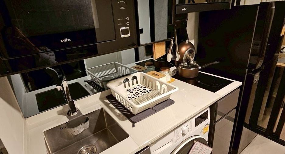 For rent 1 bed condo in Bang Rak, Bangkok