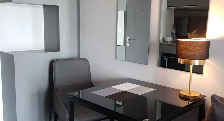 For rent 1 bed condo in Phra Khanong, Bangkok