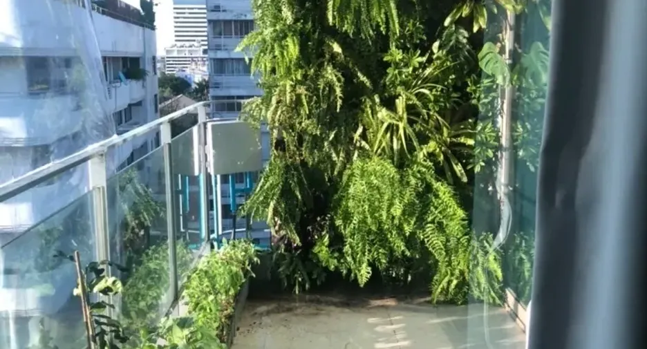 For rent 2 bedrooms condo in Watthana, Bangkok