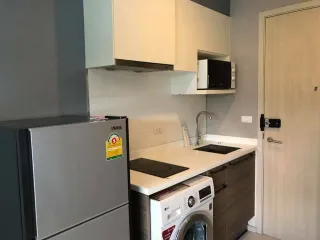 For rent studio condo in Yan Nawa, Bangkok