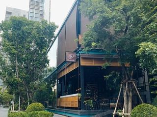 For rent studio condo in Khlong Toei, Bangkok