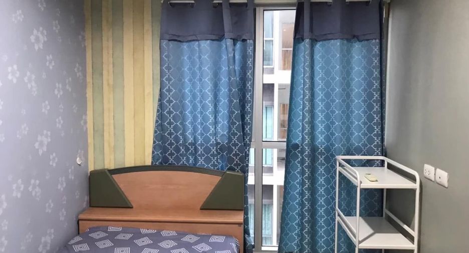 Condo en alquiler de 2 habitaciones en Huai Khwang, Bangkok