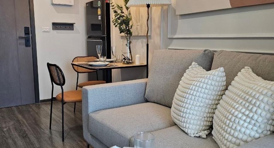 For rent 1 bed condo in Bang Rak, Bangkok