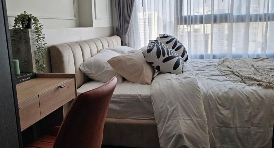 For rent 1 bed condo in Bang Rak, Bangkok