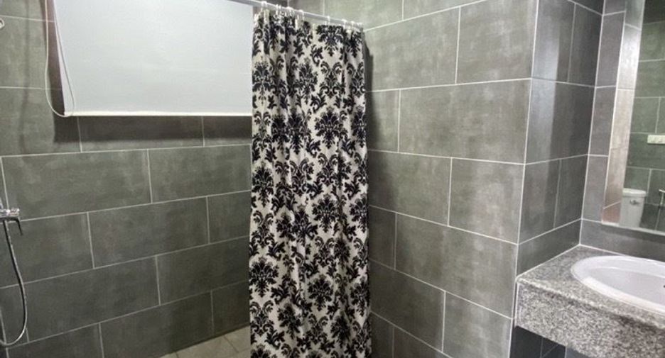 For rent 2 bedrooms condo in Ratchathewi, Bangkok
