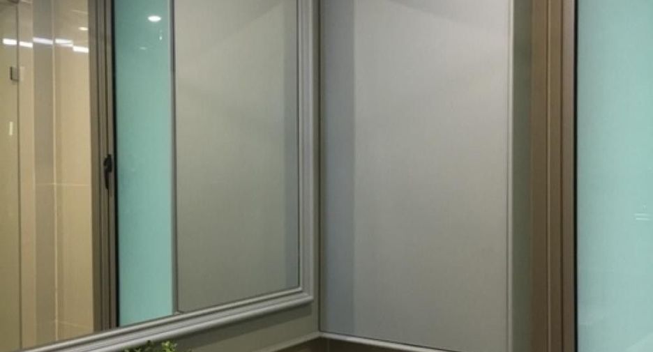For rent 2 ベッドルーム condo in Yan Nawa, Bangkok