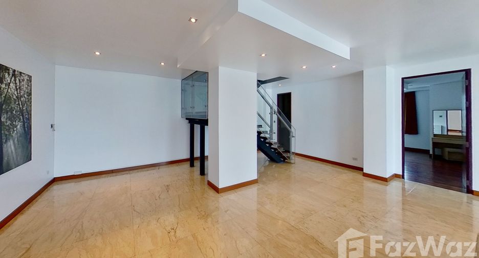 For rent 3 bedrooms condo in Watthana, Bangkok