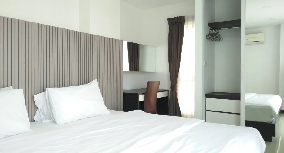 For rent 2 bedrooms apartment in Bang Na, Bangkok