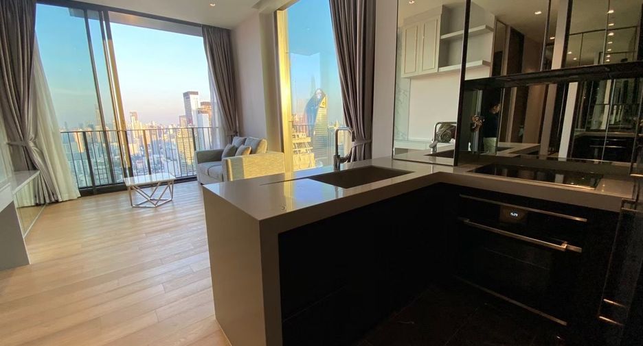 For rent 2 bedrooms condo in Pathum Wan, Bangkok