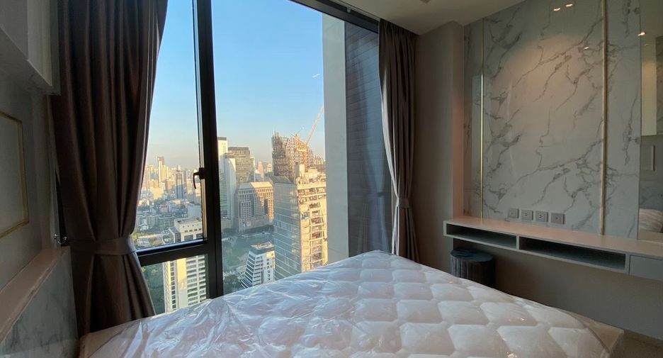 For rent 2 bedrooms condo in Pathum Wan, Bangkok
