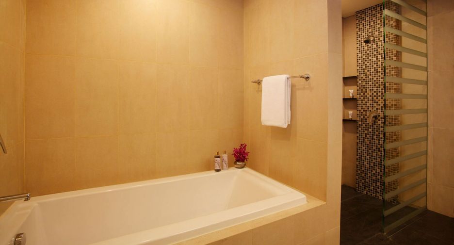 For rent 3 ベッドルーム hotel in Watthana, Bangkok