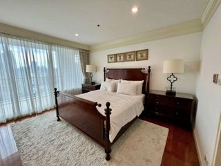 For rent 4 bedrooms condo in Khlong Toei, Bangkok