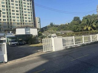 Haus zur Miete mit 3 Zimmer in Chatuchak, Bangkok