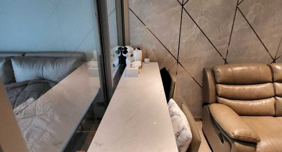 Condo en alquiler de 1 habitaciones en Thon Buri, Bangkok