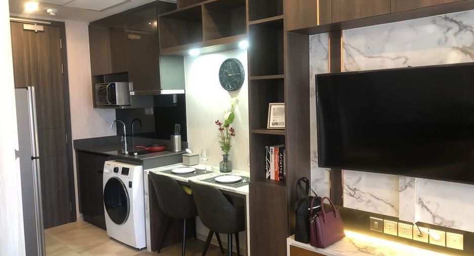 Condo en alquiler de estudio en Khlong Toei, Bangkok