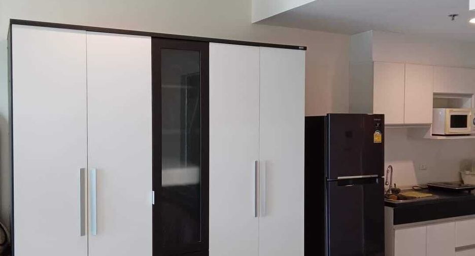 Wohnung zur Miete mit Studio in Ratchathewi, Bangkok