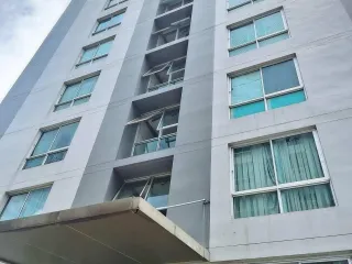For rent スタジオ condo in Huai Khwang, Bangkok