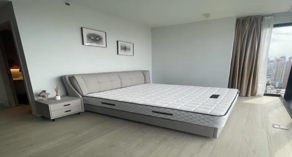 Condo en alquiler de 2 habitaciones en Sathon, Bangkok