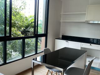 Condo en alquiler de 1 habitaciones en Bang Kho Laem, Bangkok