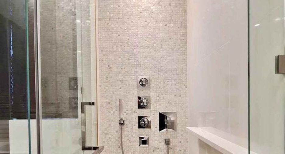 For rent 2 ベッドルーム condo in Khlong Toei, Bangkok
