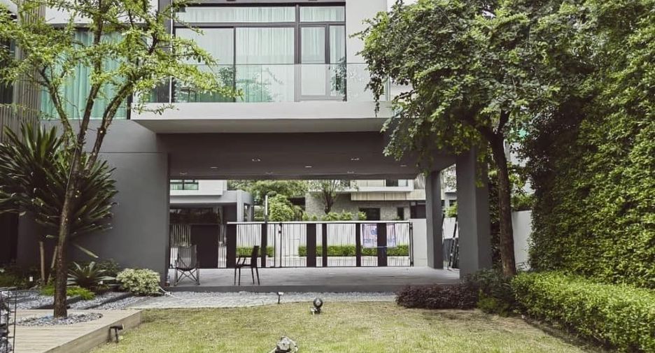 For rent 4 ベッドルーム house in Saphan Sung, Bangkok