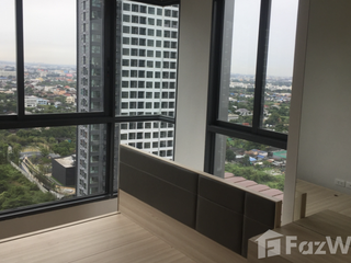 For rent 2 bedrooms condo in Bang Na, Bangkok