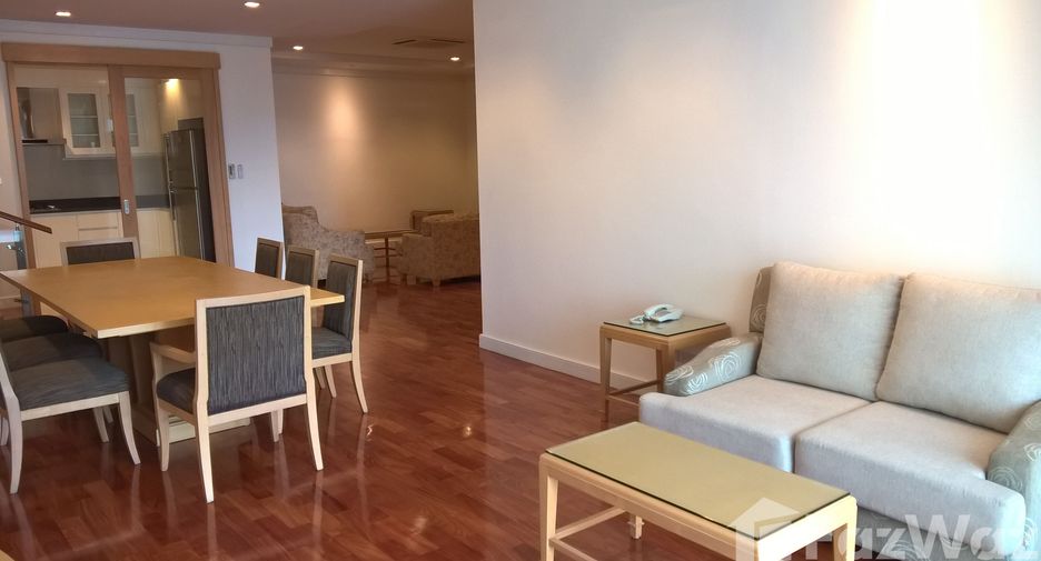 Apartamento en alquiler de 3 habitaciones en Khlong Toei, Bangkok
