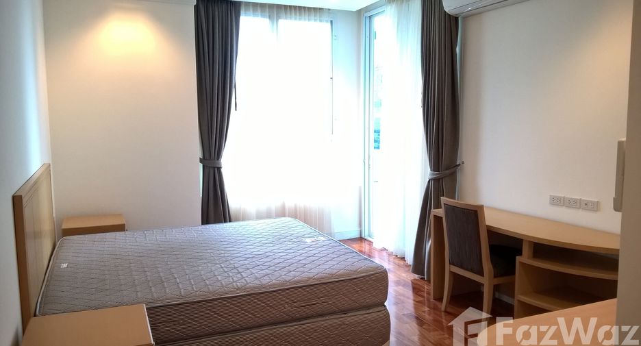 Apartamento en alquiler de 3 habitaciones en Khlong Toei, Bangkok