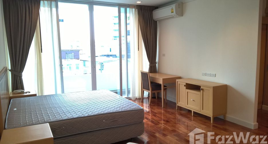 Apartamento en alquiler de 3 habitaciones en Khlong Toei, Bangkok