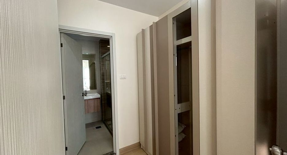 À louer 2 chambres condo à Bang Kapi, Bangkok
