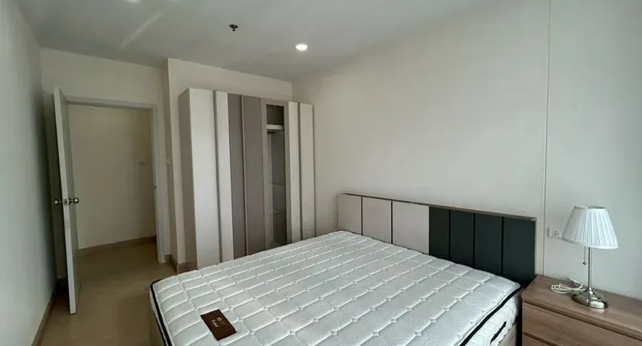 Condo en alquiler de 2 habitaciones en Bang Kapi, Bangkok
