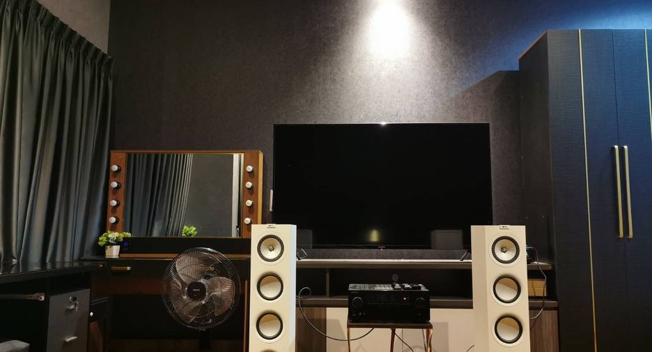 For rent 3 ベッドルーム townhouse in Wang Thonglang, Bangkok