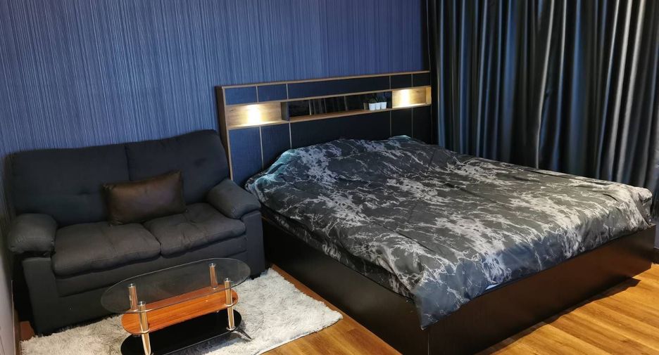 For rent 3 ベッドルーム townhouse in Wang Thonglang, Bangkok