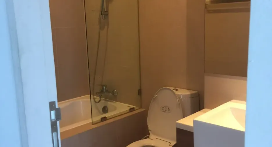 Wohnung zur Miete mit 1 Zimmer in Khlong Toei, Bangkok