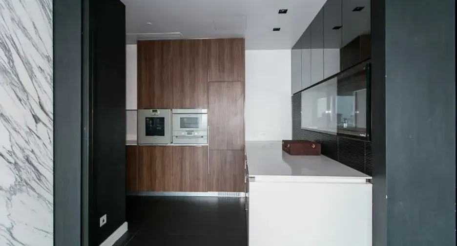 Wohnung zur Miete mit 1 Zimmer in Pathum Wan, Bangkok