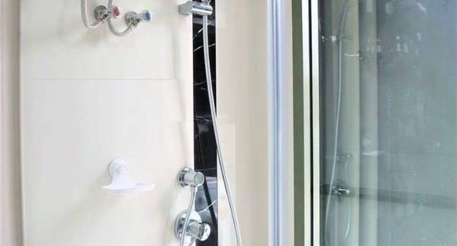 For rent 1 bed condo in Pathum Wan, Bangkok