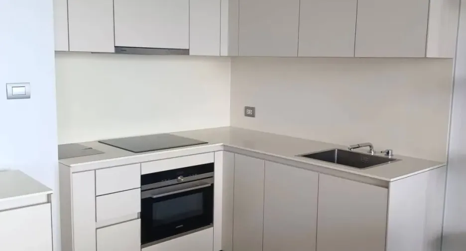 For rent 2 bedrooms condo in Pathum Wan, Bangkok