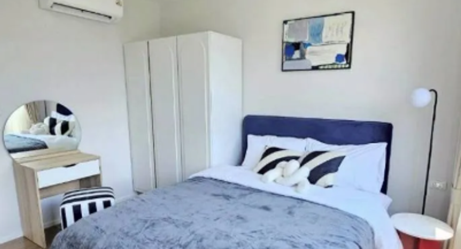For rent 3 bedrooms townhouse in Saphan Sung, Bangkok