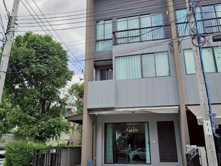 Reihenhaus zur Miete mit 3 Zimmer in Saphan Sung, Bangkok