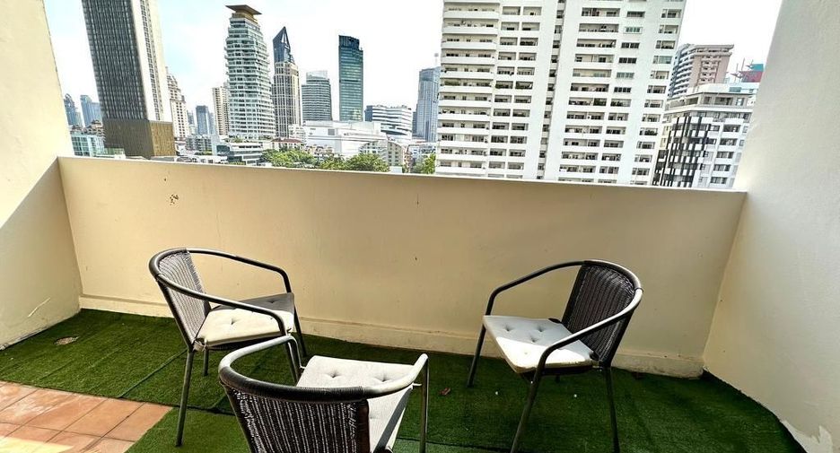 À louer 3 chambres condo à Watthana, Bangkok