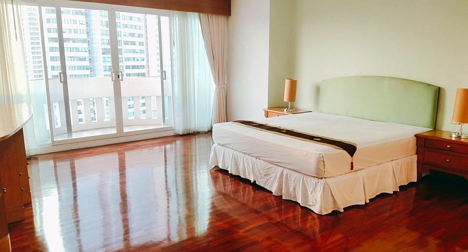 For rent 5 bedrooms condo in Khlong Toei, Bangkok