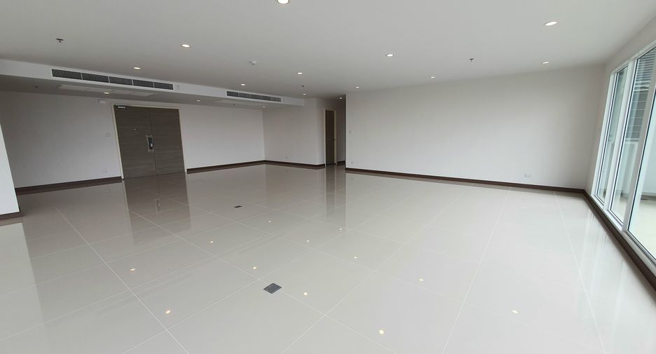 ให้เช่า 4 ห้องนอน คอนโด ใน ยานนาวา, กรุงเทพฯ